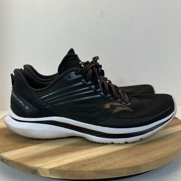 SAUCONY Kinvara 12 Running Shoes Sneakers Black Grey Women's 9.5 - Picture 2 of 11